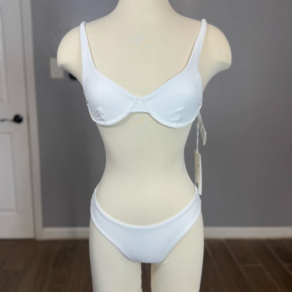 Rhythm. Classic Bikini Set, White, M